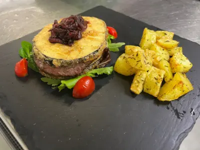 Hamburger di Angus Argentino della Casa Cantoniera